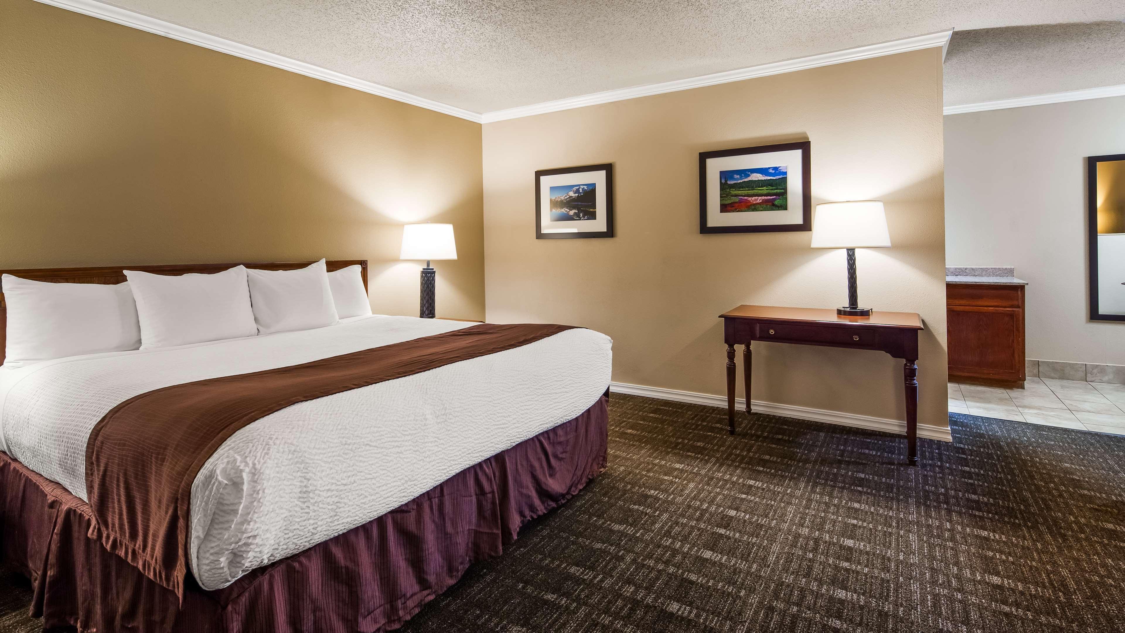 Best Western Lakewood- Historic Landmark Экстерьер фото