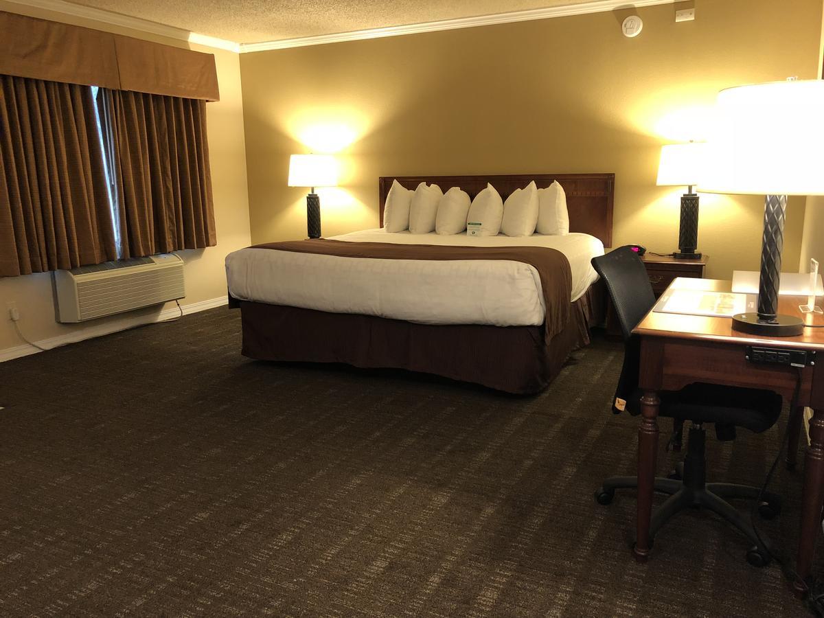 Best Western Lakewood- Historic Landmark Экстерьер фото