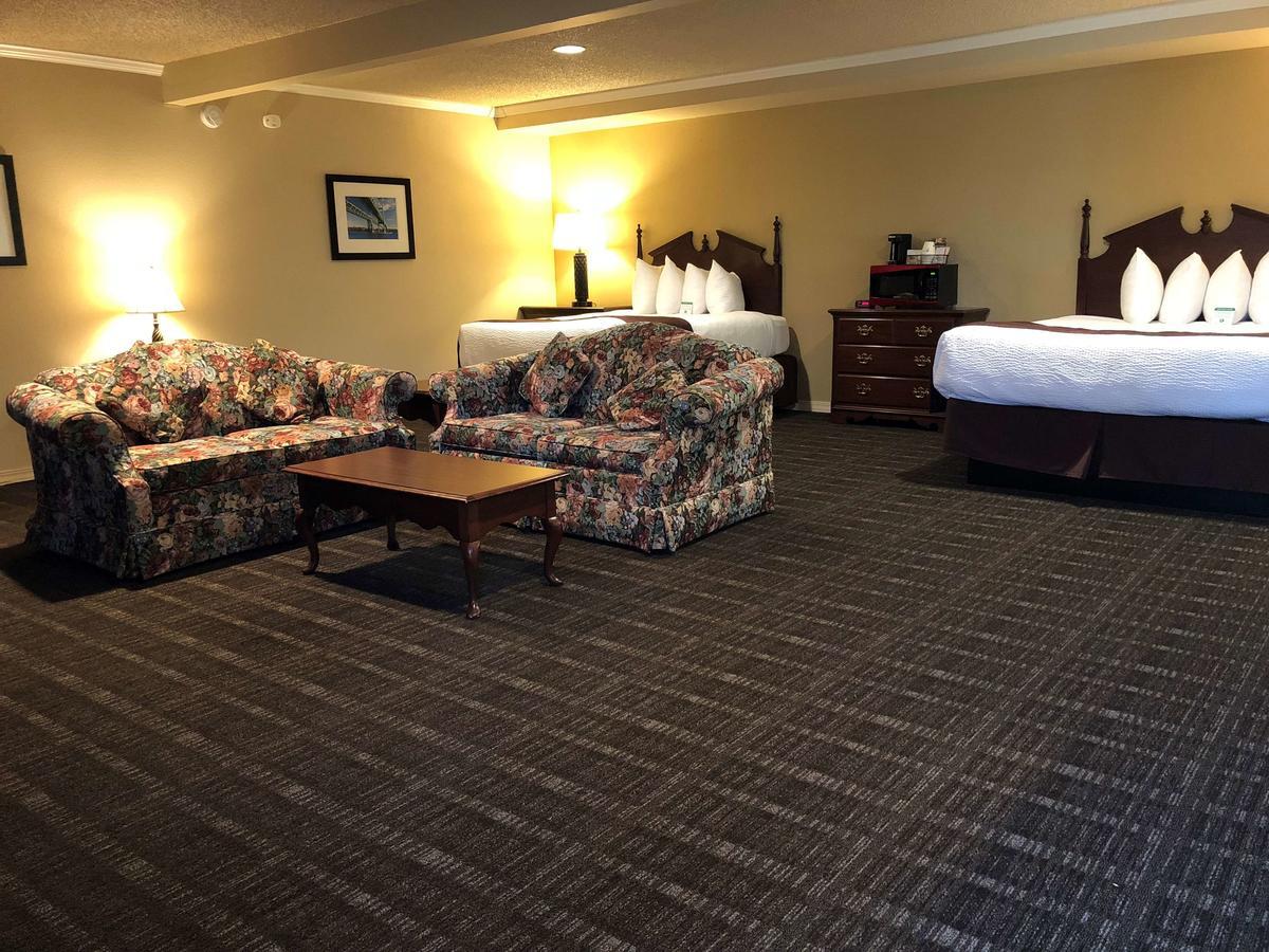 Best Western Lakewood- Historic Landmark Экстерьер фото