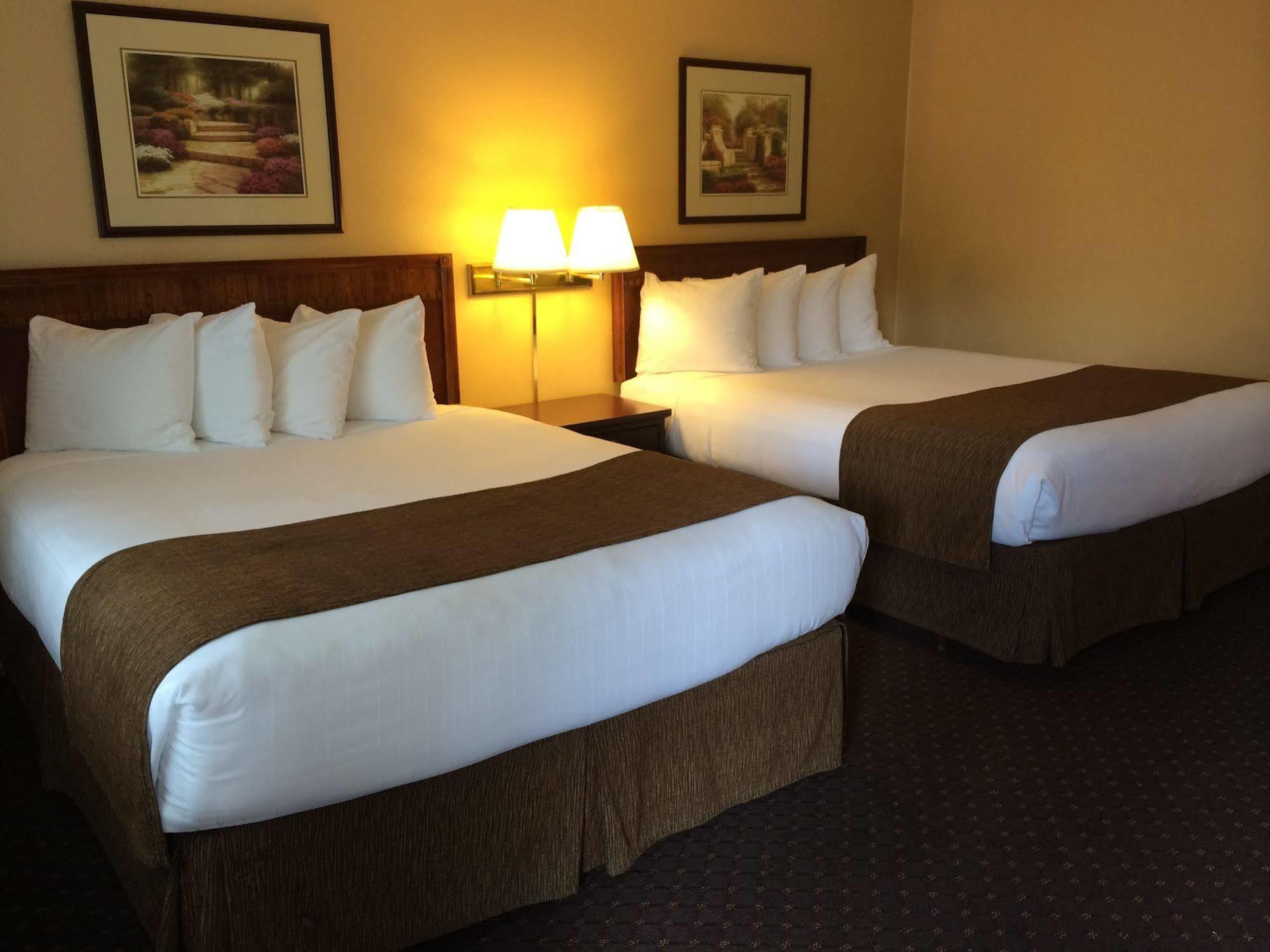 Best Western Lakewood- Historic Landmark Экстерьер фото