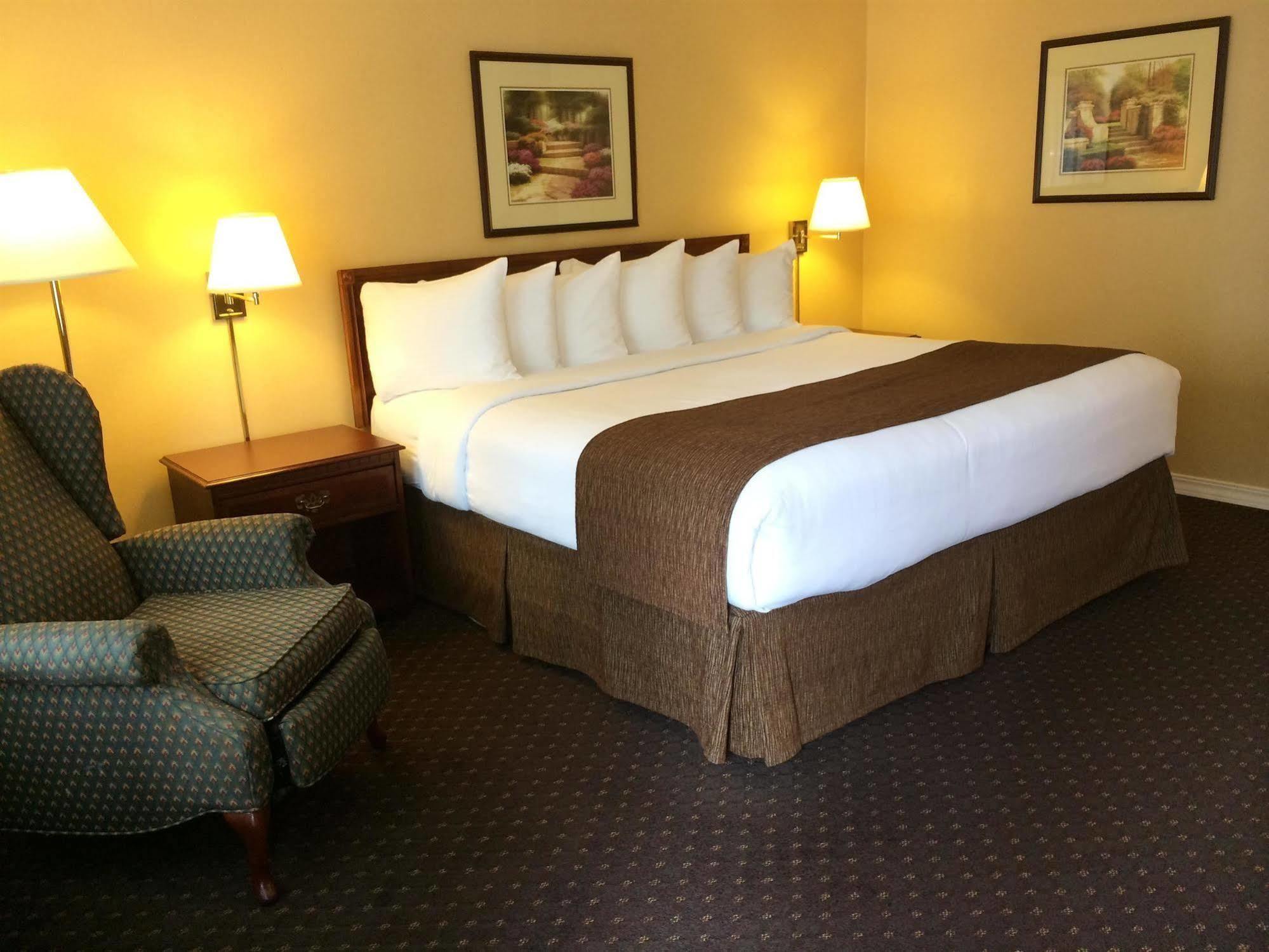 Best Western Lakewood- Historic Landmark Экстерьер фото