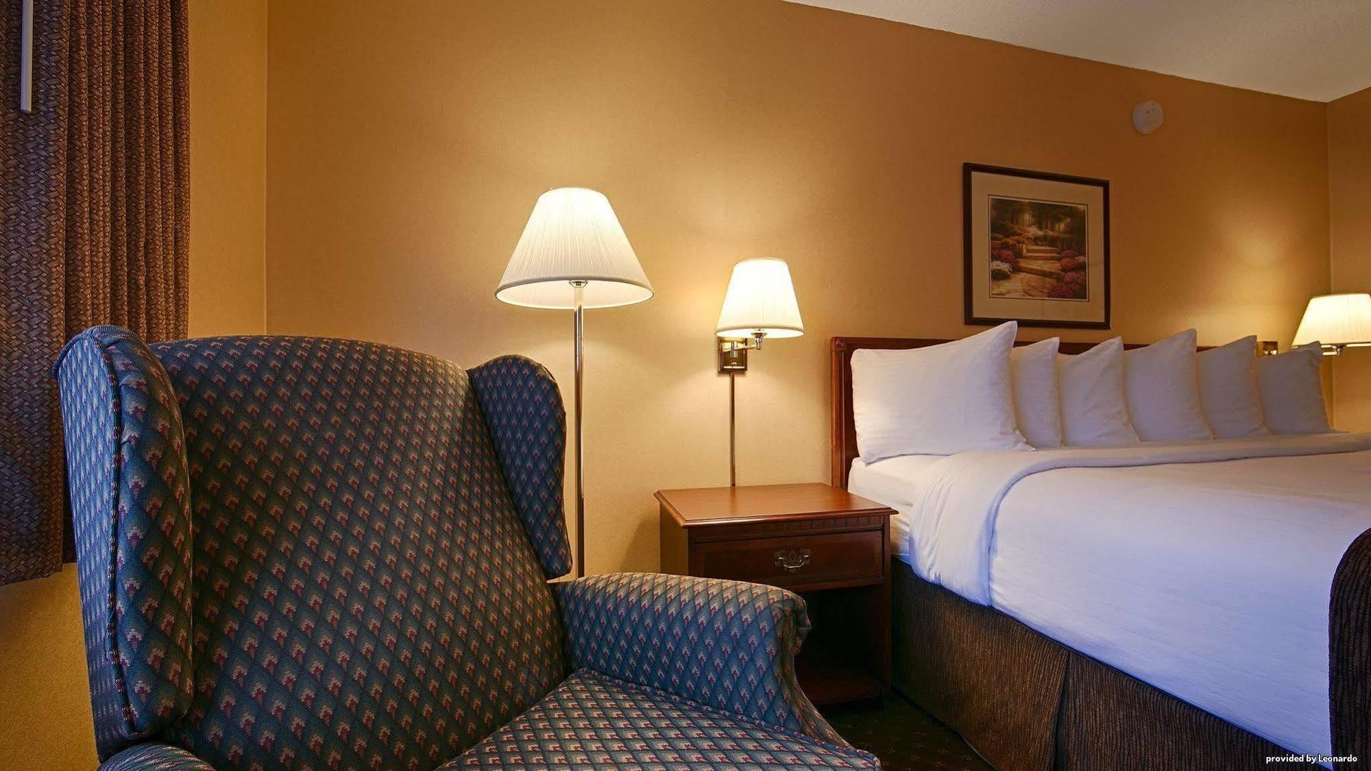 Best Western Lakewood- Historic Landmark Экстерьер фото